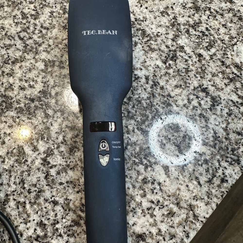 TEC.BEAN Hair Straightener Brush - Black